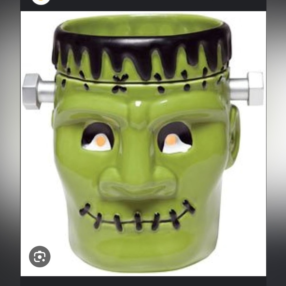 He’s Alive full size Scentsy Warmer unique